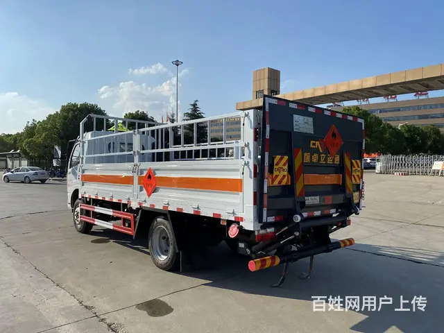 东风多利卡D7气瓶运输车 厂家特价销售包上户 - 图片 4