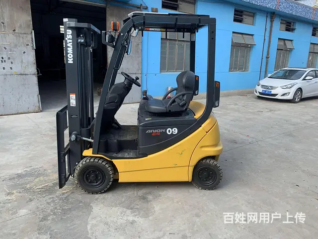 个人小松四轮驱动电动叉车 小体积0.9吨二手叉车 - 图片 1