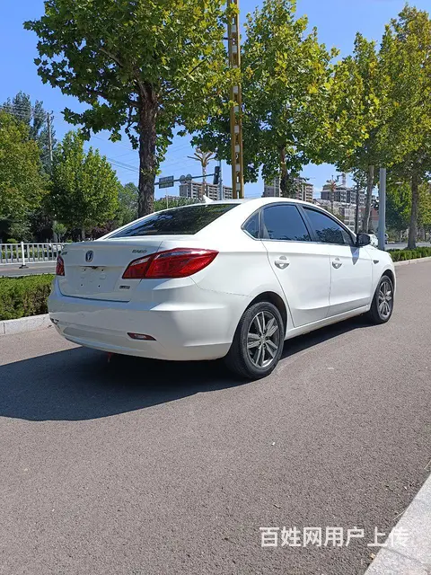 长安 逸动 2016款 逸动XT 1.6GDI 手动 锐酷型 - 图片 3