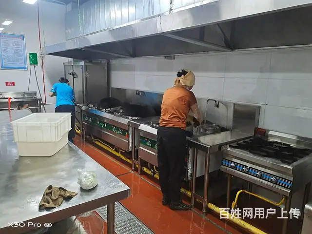宜昌卓驰清洗公司，大型油烟机清洗维修，非常专业 - 图片 3