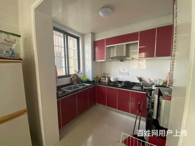 名仕家园4室2厅2卫，精装2400元一个月！ - 图片 7