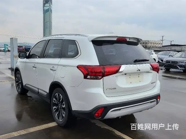 三菱 欧蓝德 2020款 2.4 无级 四驱致享版5座 - 图片 4