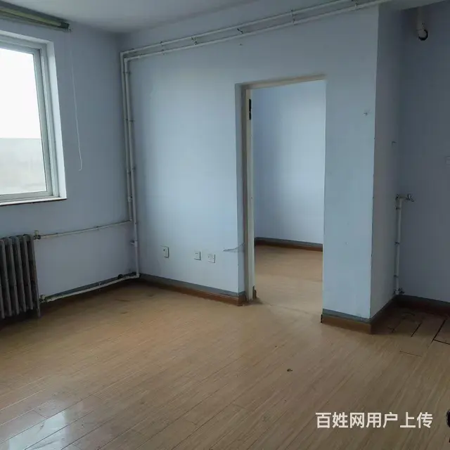 二楼  双气  二室一厅  月租600 - 图片 1