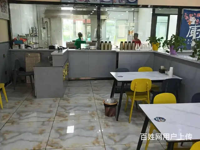 C11958位于呼图壁县吉祥花园小区附近临街抓饭店转让 - 图片 2