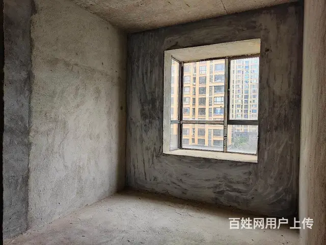 铜锣湾雅苑 附 小新七 中 毛坯大四房南北通透采光佳 满两年 - 图片 6