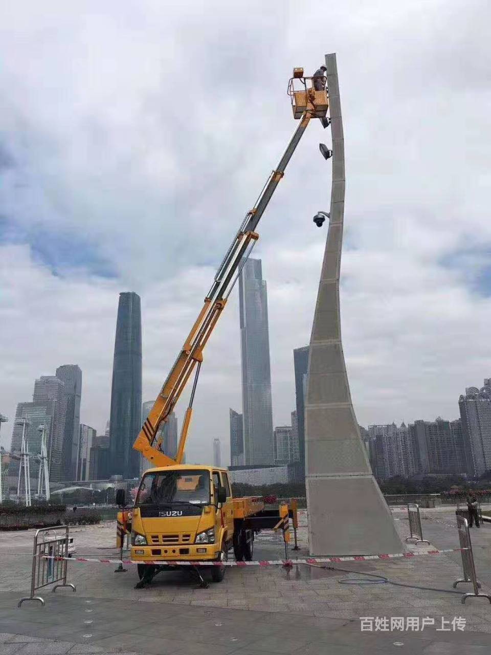 【图 狮山镇高空车,路灯维修车,附近吊车出租 佛山南海狮山设备