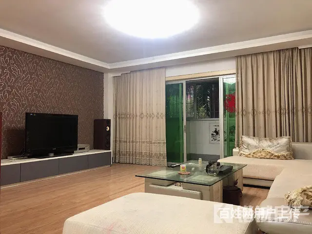 保税区 华美空间旁 嘉湖花园 精装修大4房 家电齐全 - 图片 1