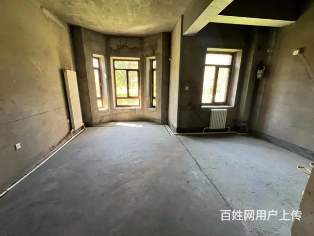 仅一套小区中心位置 四周景观 300平花园 有车位 - 图片 2