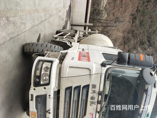 陕汽德龙 水泥罐车 国4 - 图片 2