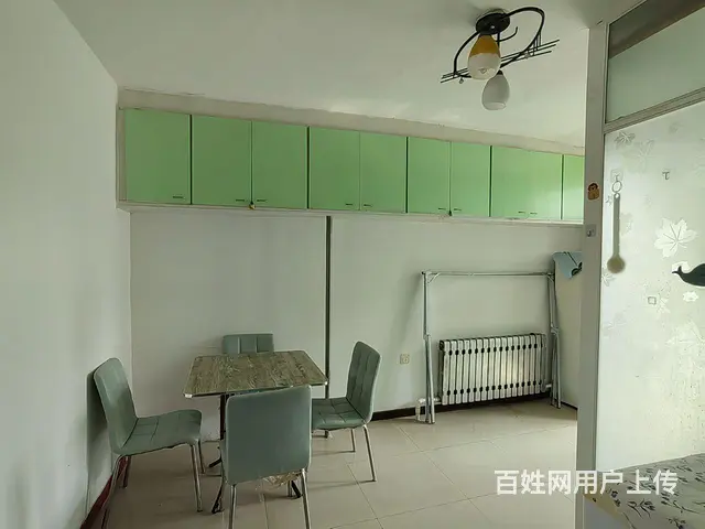 地铁旁吉房出租 - 图片 1