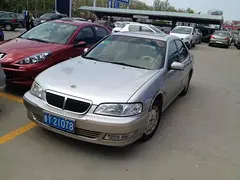日产蓝鸟 2003款 2.0L 自动 旗舰型 (国