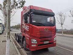 550马力二手解放牵引车 潍柴 国五 双驱 带液缓