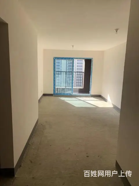 北川万达带车位出售房 - 图片 1