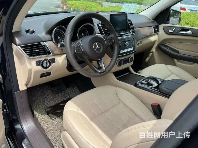 奔驰GLE 2016款 GLE 400 4MATIC 3.0 - 图片 3