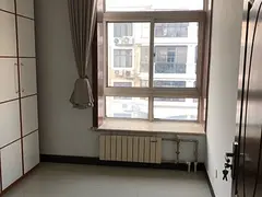 樱花苑二期，多层3楼，精装修，四室两厅两卫，有证可贷款