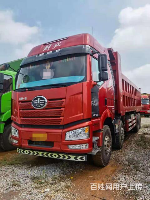 解放j6p自卸车8米6箱550马力原版国5