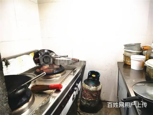 （同城搜铺网）万源中心广场与狼共舞旁70平早餐店转让 - 图片 4