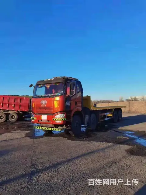 出售17年国4排放解放J6P平板自卸车，货箱8米 - 图片 1