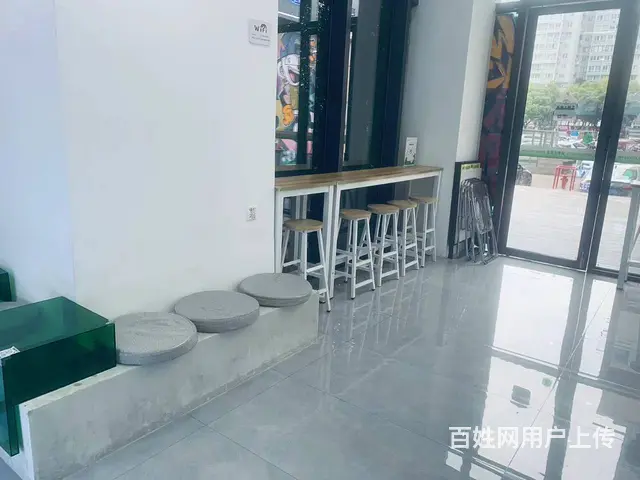 （易转推荐） 婺城市中心世贸旁餐饮店转租 - 图片 6