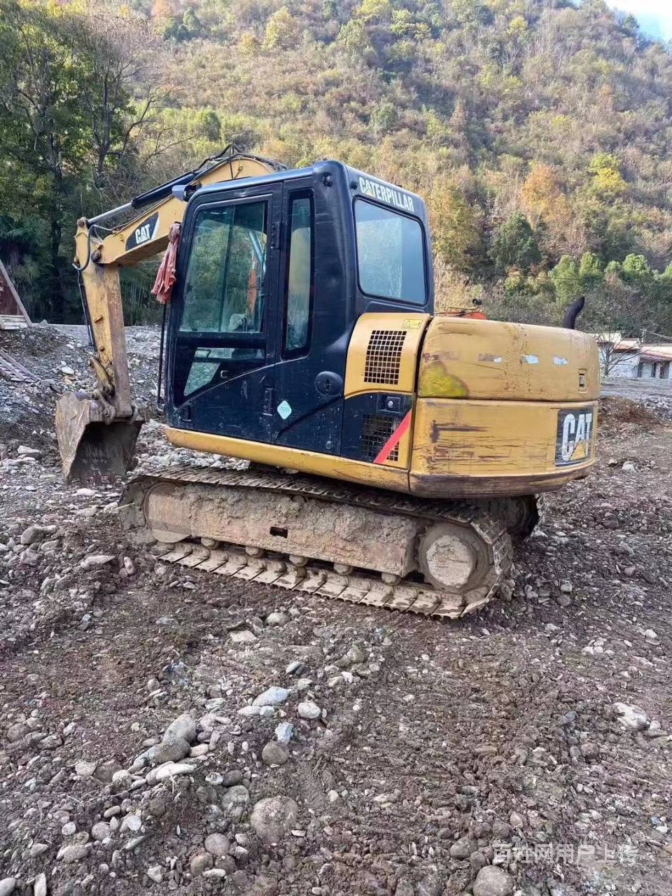 巴中个人转让卡特307d二手挖掘机 性能超好