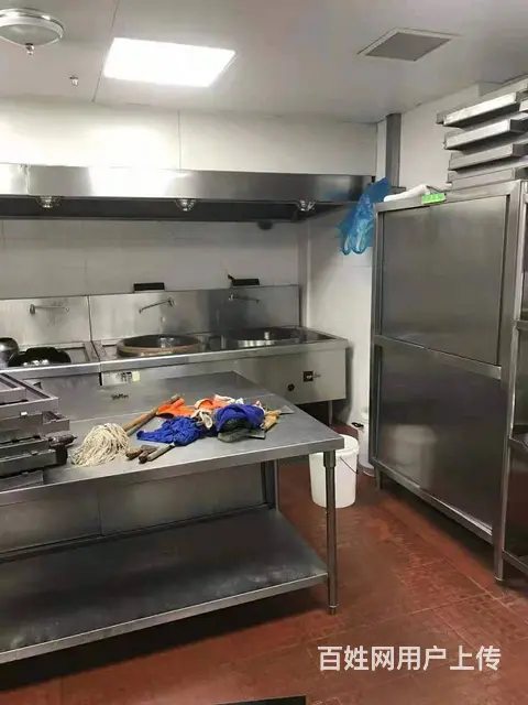 昆山锦溪美食广场油烟机 商业油烟管道 油污设备清洗 - 图片 2