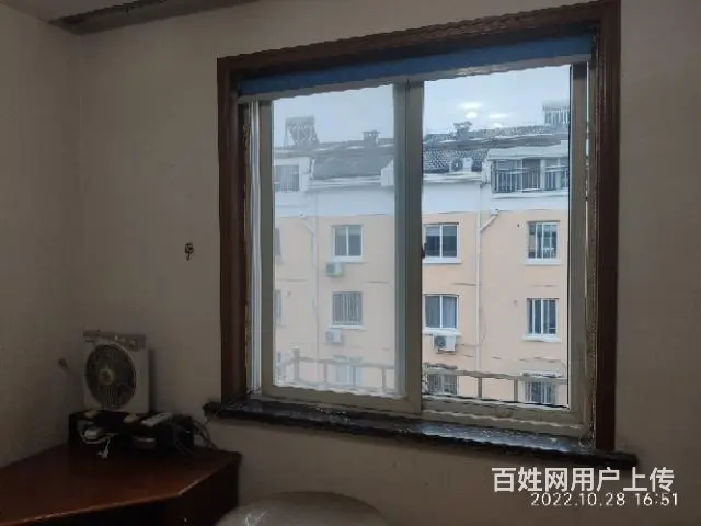 朝南大单间干净整洁 - 图片 3