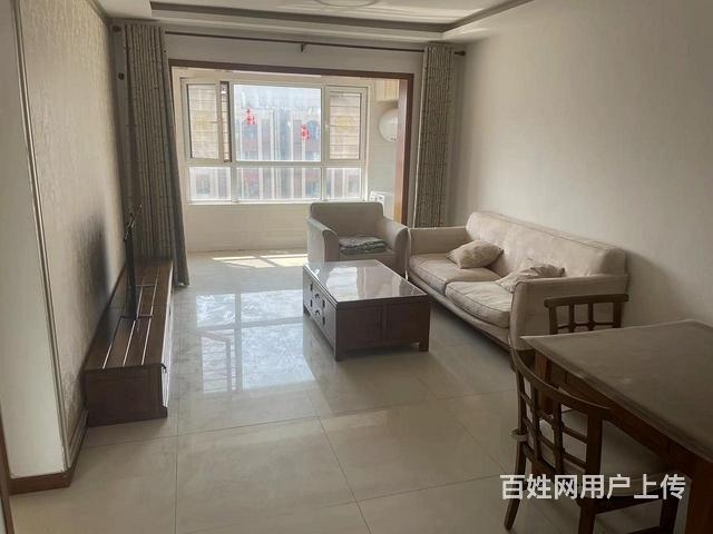 越秀星汇凤凰精装二室一厅南向好房出租了的图片