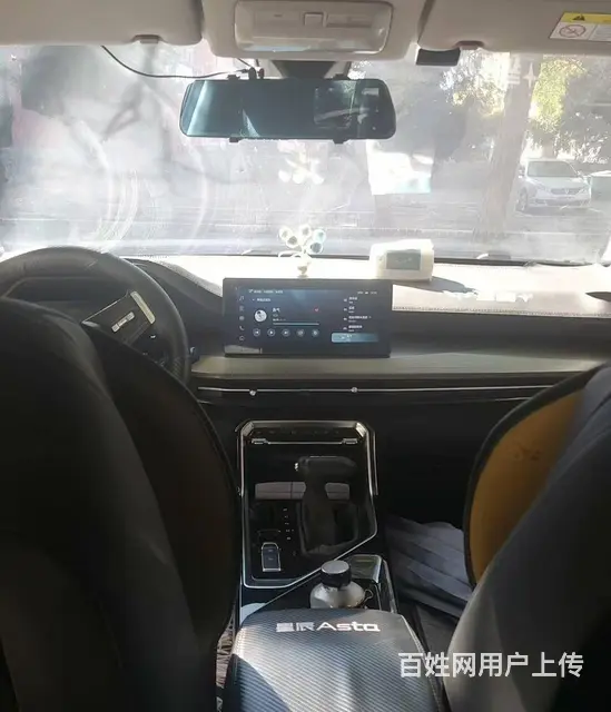 九成新SUV，牌照正常，特别配置了汽车底... - 图片 4