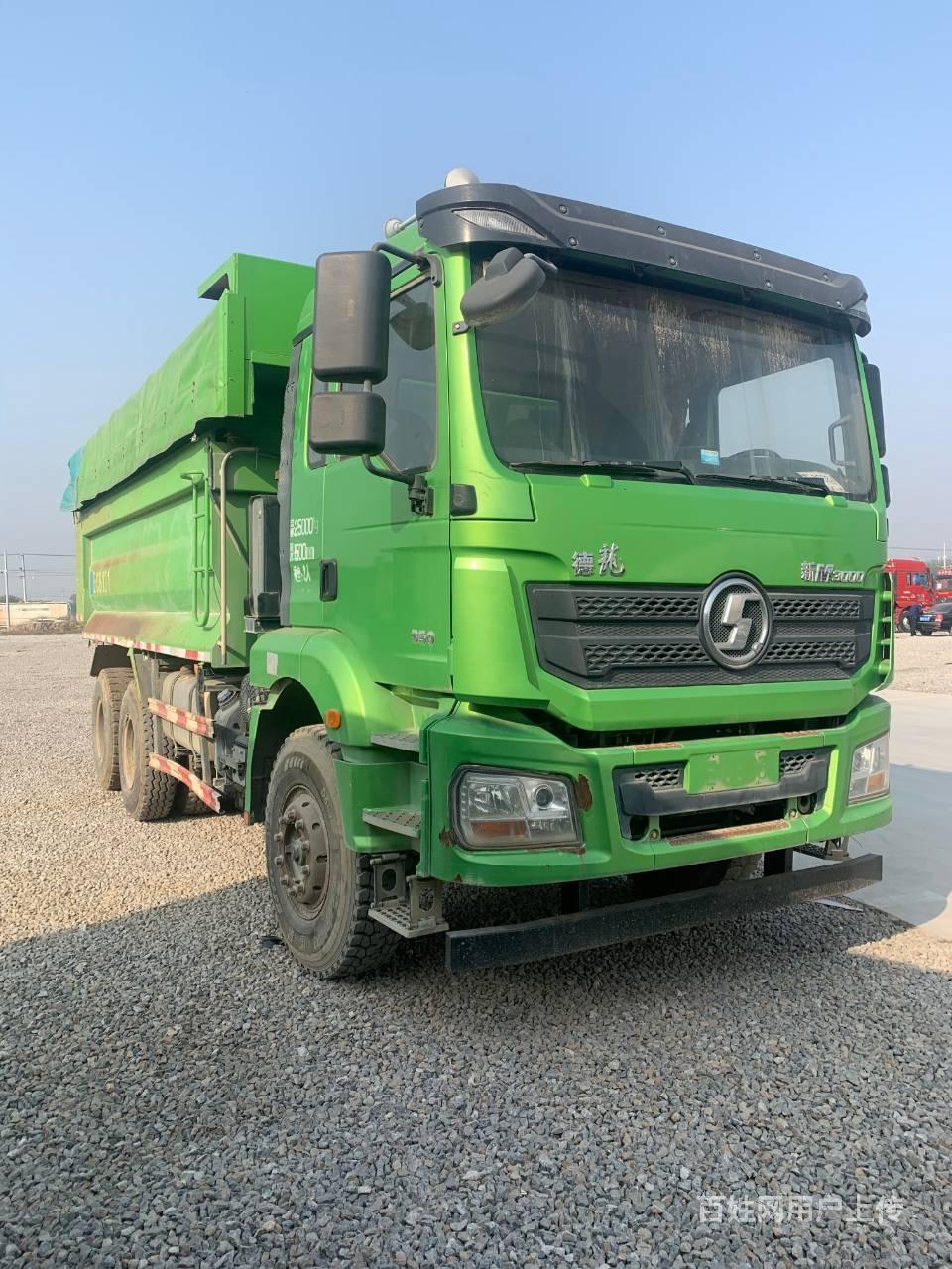 国五二手德龙渣土车5.8米环保大箱后八轮350马力