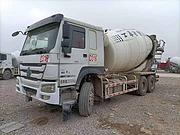 出售18年二手豪沃搅拌车 大14方 380马力