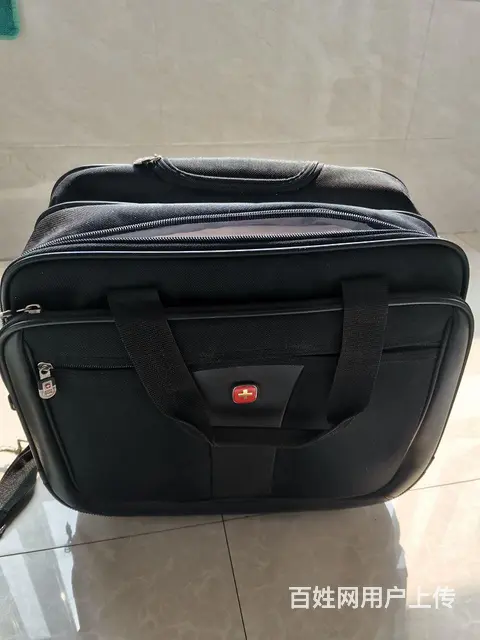 瑞士军刀登机拉杆箱十电脑包 - 图片 2