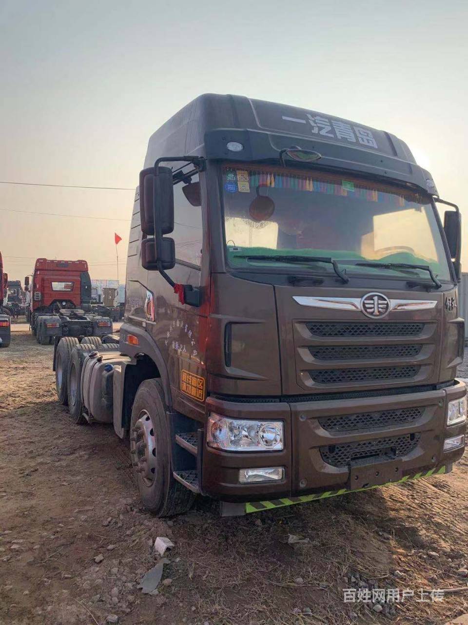 出售二手解放悍v牵引车 国五