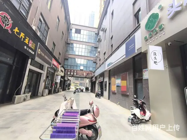 【福铺】万达旁宝盛汇金街内|82平门头|直租 - 图片 2