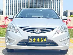 11年现代瑞纳手动