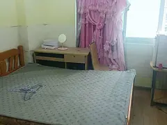 个人出租台湾街新景天湖广场单间，免中介费、物业费和网络费