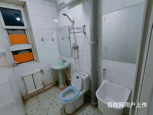 步行街中段四楼一室一厅 - 图片 6