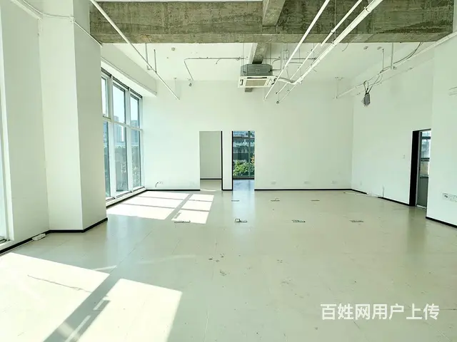 实拍 层高4.8米三面采光落地窗 拍摄 直播 服装展厅都适合 - 图片 7