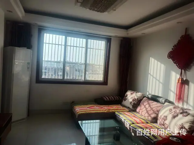 领秀家园 精装两房 设施齐全 拎包入住 看房方便 干净清爽 - 图片 1