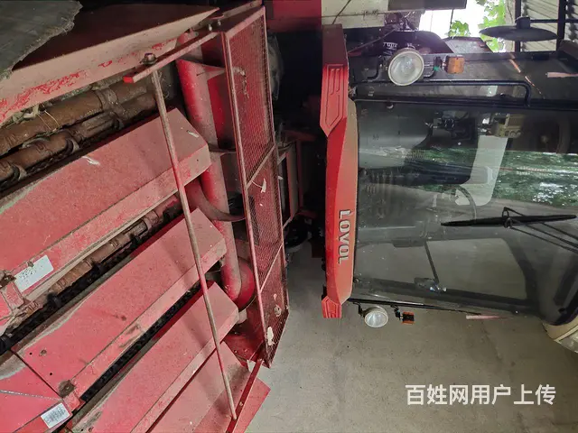 雷沃四行玉米收割机 - 图片 1