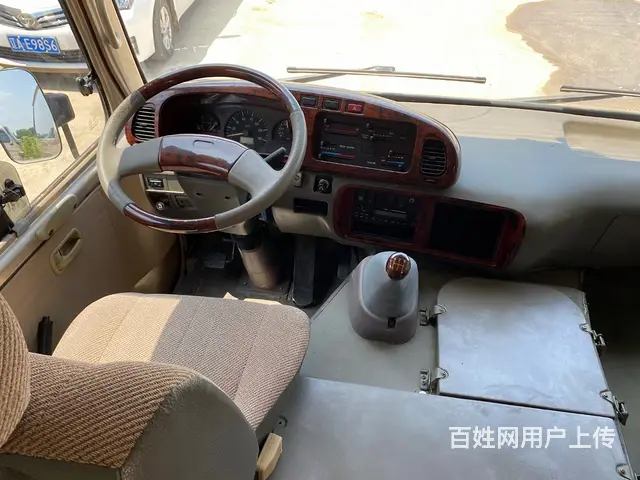 11年非营运19座金旅考斯特中型 - 图片 7