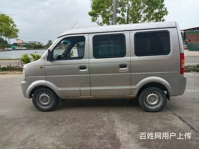 东风小康面包车7座 - 图片 4