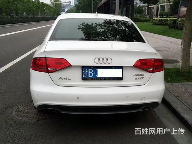 奥迪A4 2012款 A4L 2.0TFSI 无级 - 图片 8