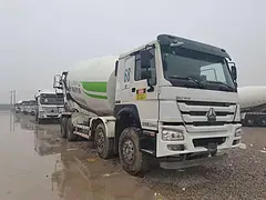 18年二手豪沃搅拌车 大20方 前四后八380马力