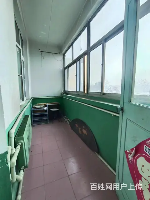 Z02456电器厂宿舍实图精装有床沙发热水器空调油 - 图片 6