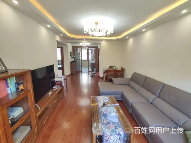 天贸中心，楼下育才学校，南站中心地段，有本首付低 - 图片 1
