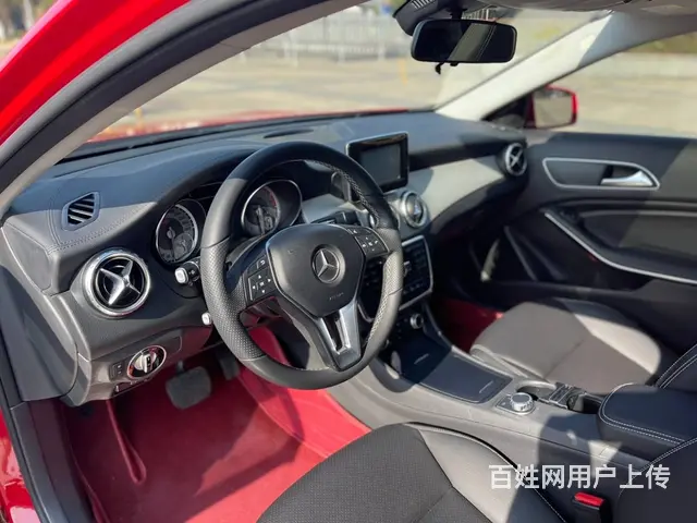 奔驰GLA级 2016款 GLA 200 1.6T 双离合 - 图片 4