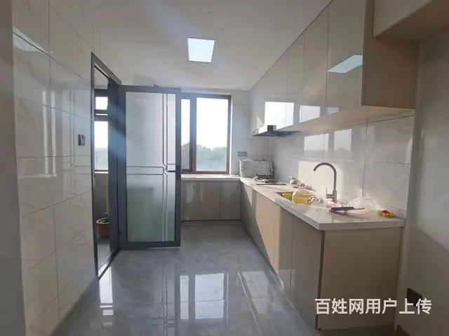 凤凰城蒙中家属院四楼97平两室通厅精装小税 - 图片 3