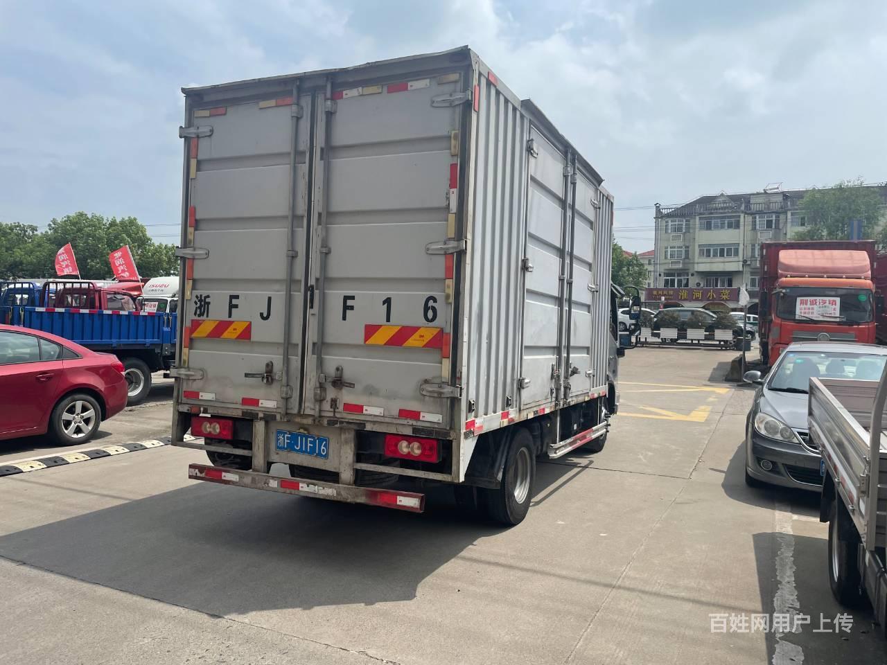 特价转让2018年10月4.2米福田奥铃厢式货车