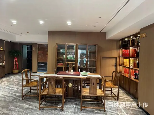 （51旺铺推荐）龙华区金滨路300平临街烟酒店转让 - 图片 2