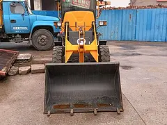 出售22年920无级变速小铲车